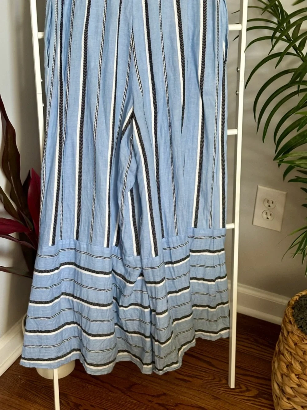 Red Carter Light Blue Sleeveless Striped Jumpsuit - Picture 10 of 16